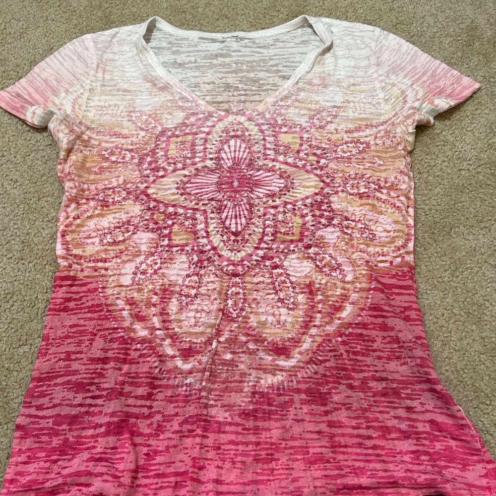 Women’s prana v neck shirt